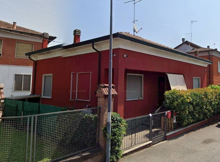 casa indipendente in vendita a Borgonovo Val Tidone