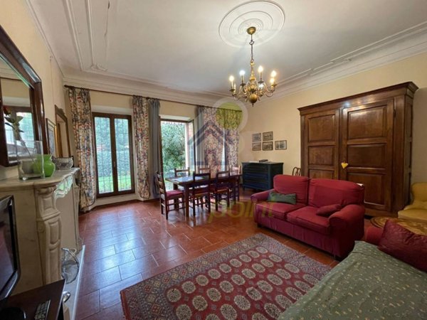 casa indipendente in vendita a Borgonovo Val Tidone
