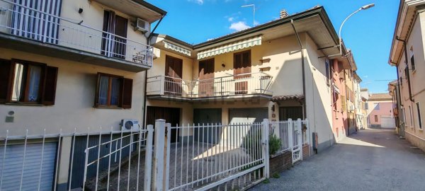 appartamento in vendita a Borgonovo Val Tidone