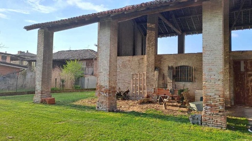 casale in vendita a Borgonovo Val Tidone in zona Mottaziana