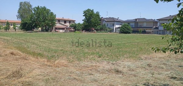 casa indipendente in vendita a Borgonovo Val Tidone