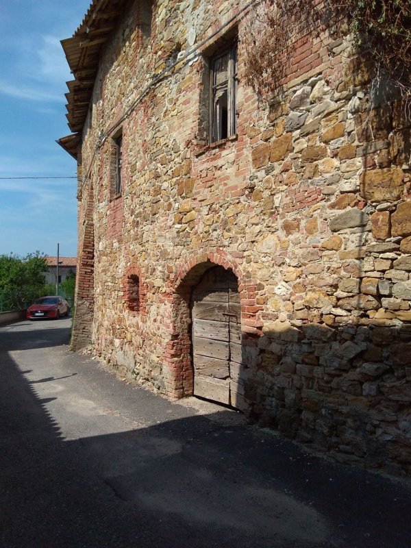 pentavano in vendita a Borgonovo Val Tidone