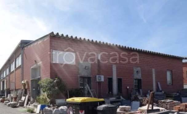 casa indipendente in vendita a Borgonovo Val Tidone