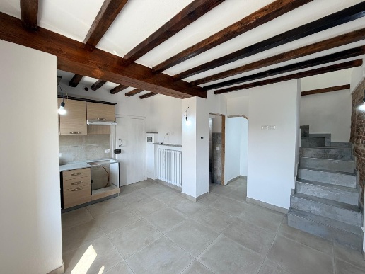 casa indipendente in vendita a Borgonovo Val Tidone in zona Mottaziana