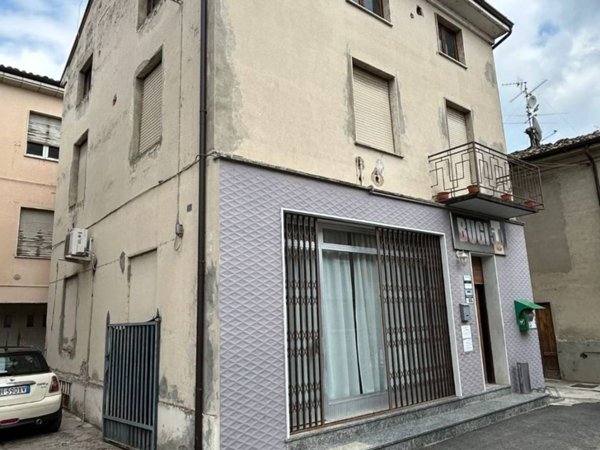 casa indipendente in vendita a Borgonovo Val Tidone in zona Mottaziana