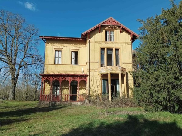 casa indipendente in vendita a Borgonovo Val Tidone