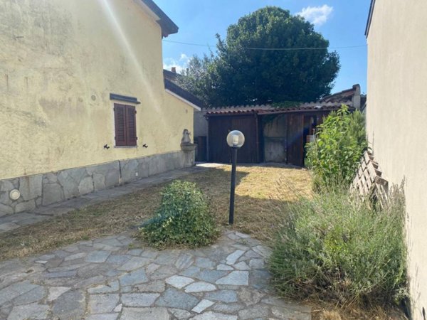 appartamento in vendita a Borgonovo Val Tidone in zona Corano
