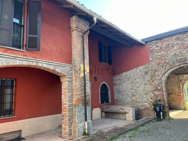 casa indipendente in vendita a Borgonovo Val Tidone