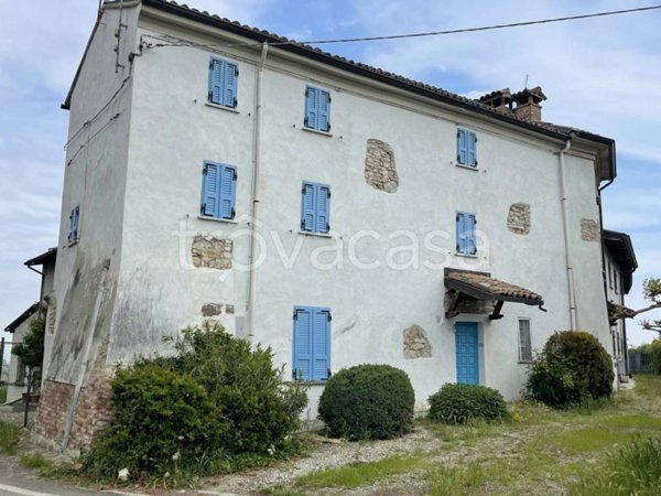 casa indipendente in vendita a Borgonovo Val Tidone in zona Corano