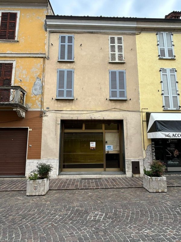 appartamento in vendita a Borgonovo Val Tidone