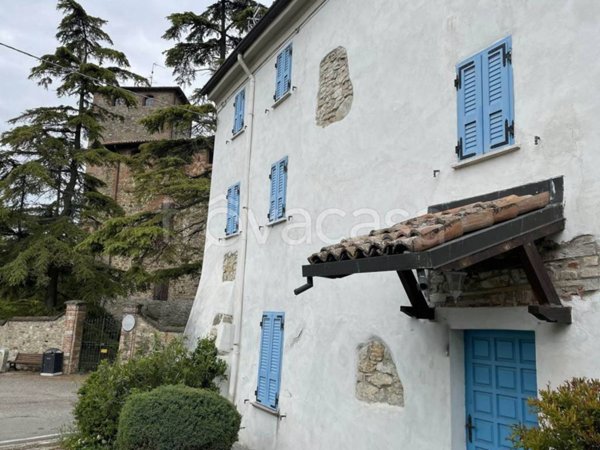 casa indipendente in vendita a Borgonovo Val Tidone in zona Corano