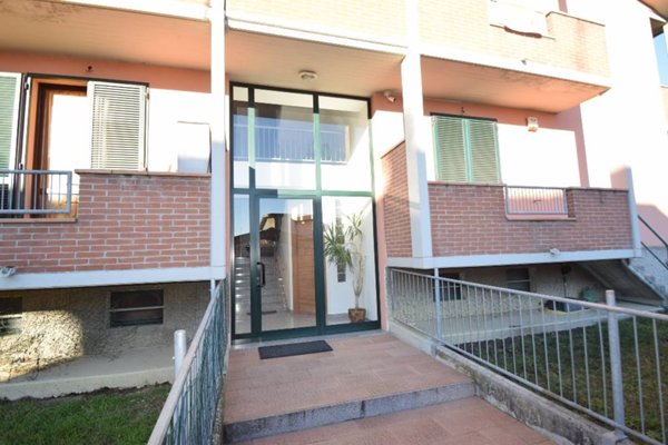 appartamento in vendita a Cadeo in zona Roveleto