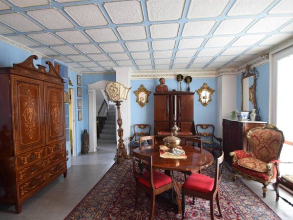 casa indipendente in vendita a Cadeo
