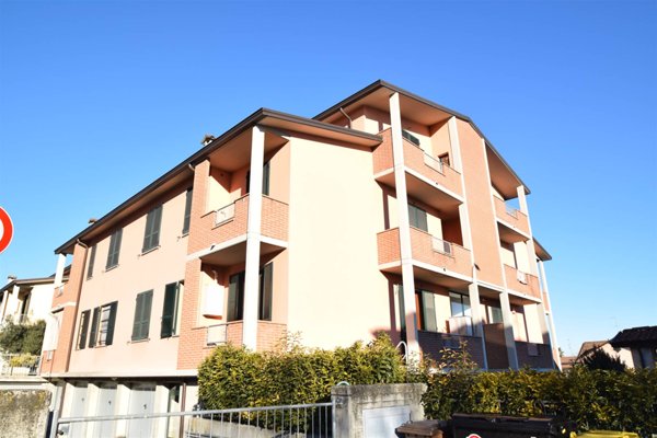 appartamento in vendita a Cadeo in zona Roveleto