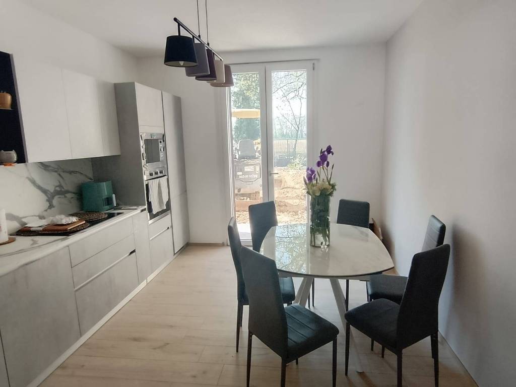 casa indipendente in vendita a Cadeo in zona Saliceto