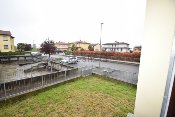 appartamento in vendita a Cadeo in zona Fontana Fredda