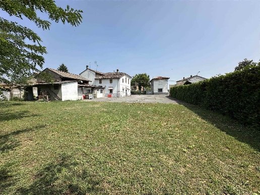 casa indipendente in vendita a Cadeo in zona Saliceto