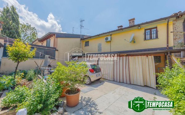 casa indipendente in vendita a Cadeo
