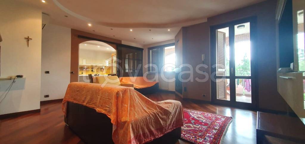 casa indipendente in vendita a Cadeo in zona Fontana Fredda