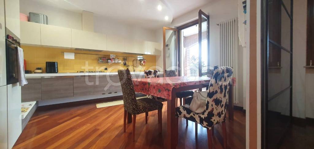 casa indipendente in vendita a Cadeo in zona Fontana Fredda