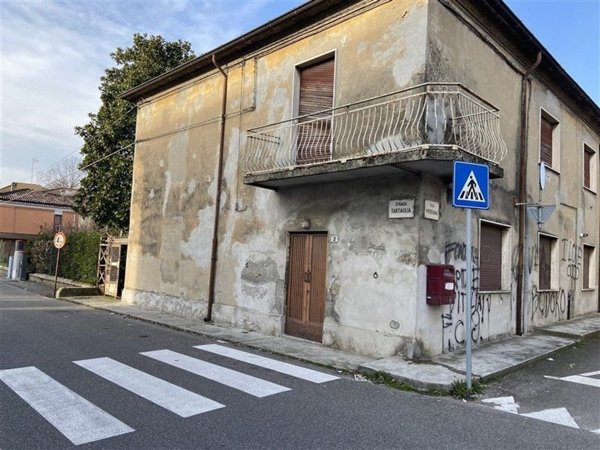 casa indipendente in vendita a Cadeo in zona Fontana Fredda