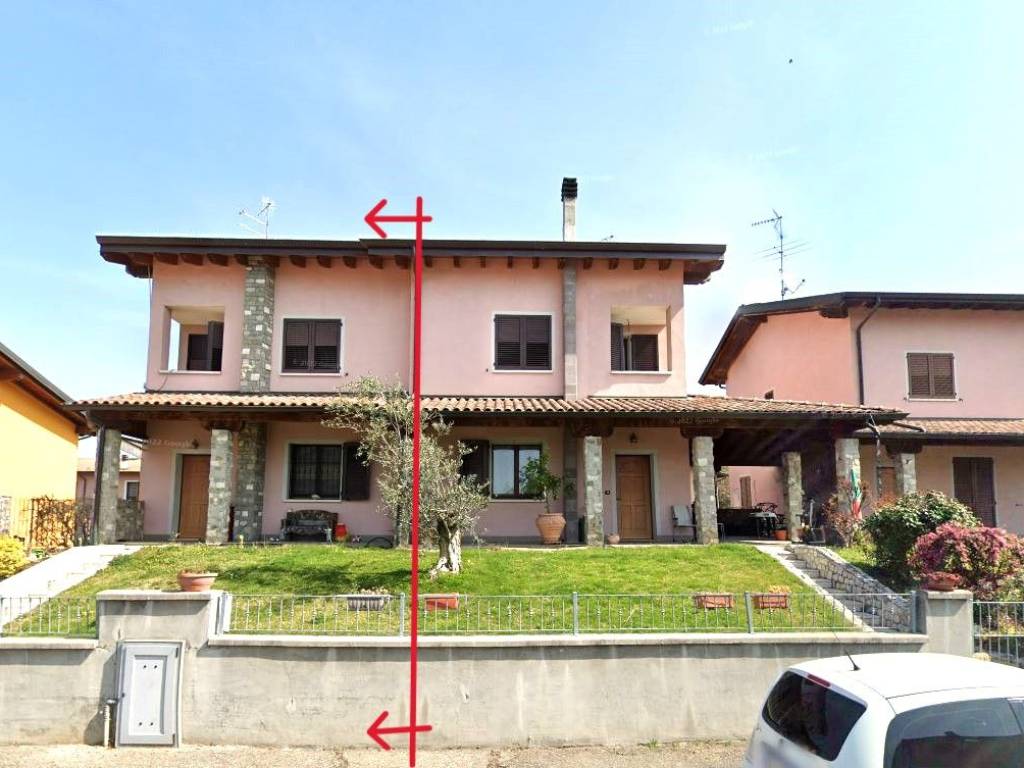 casa indipendente in vendita a Cadeo in zona Fontana Fredda