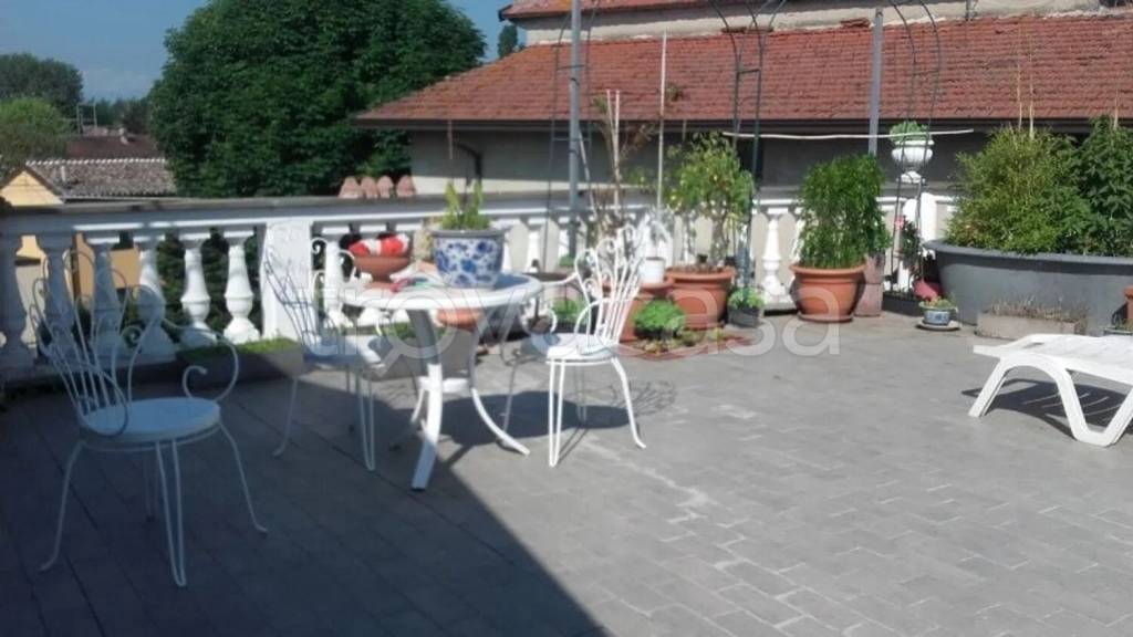 casa indipendente in vendita a Cadeo in zona Fontana Fredda