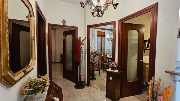 appartamento in vendita a Cadeo in zona Roveleto