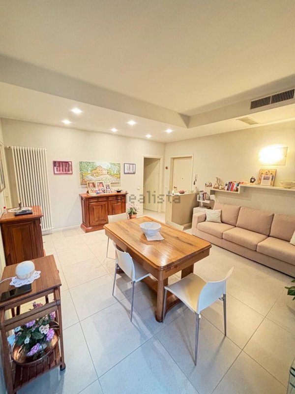 appartamento in vendita a Cadeo in zona Roveleto