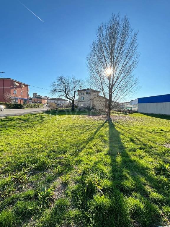 casa indipendente in vendita a Cadeo in zona Fontana Fredda