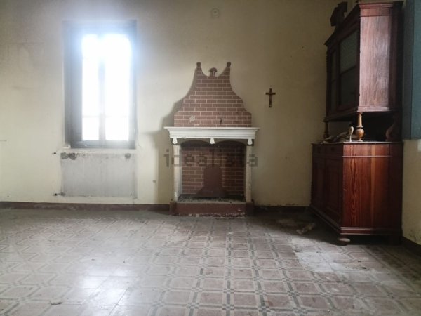 casa indipendente in vendita a Cadeo