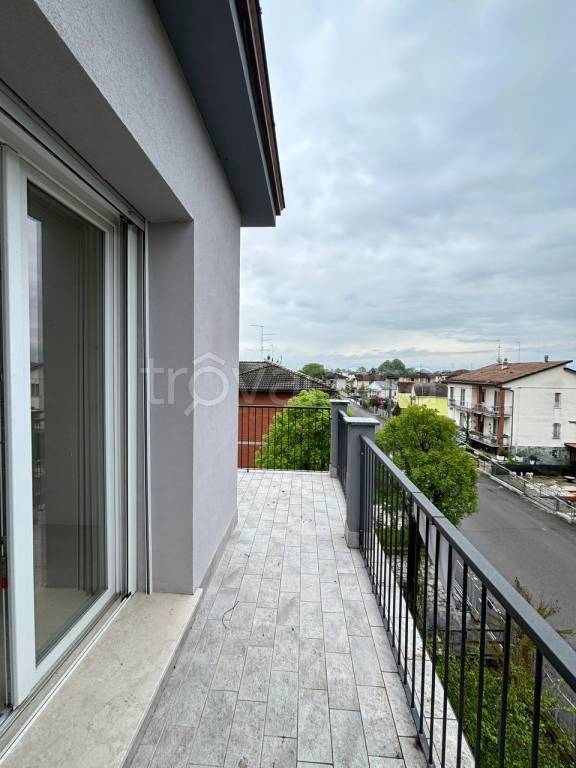 appartamento in vendita a Cadeo in zona Roveleto