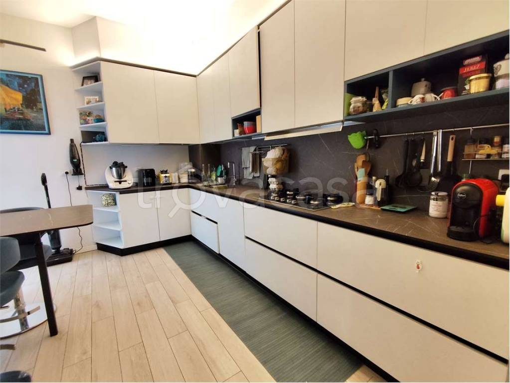 appartamento in vendita a Cadeo in zona Roveleto