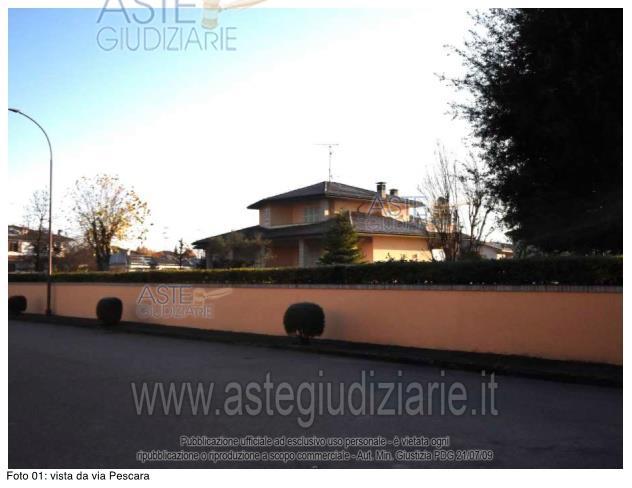 casa indipendente in vendita a Cadeo in zona Roveleto