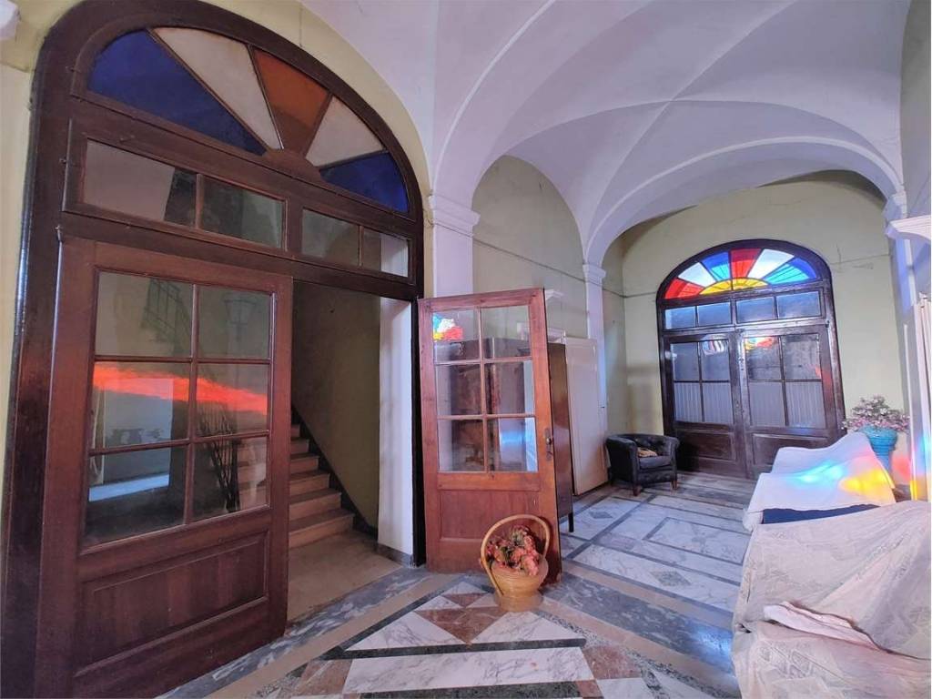 casa indipendente in vendita a Cadeo in zona Roveleto
