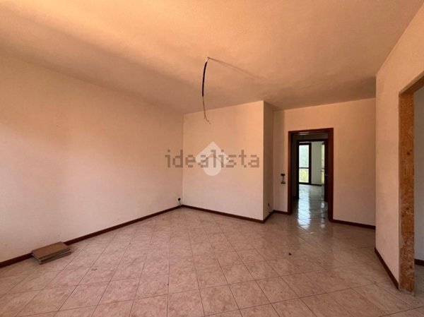 appartamento in vendita a Cadeo in zona Roveleto