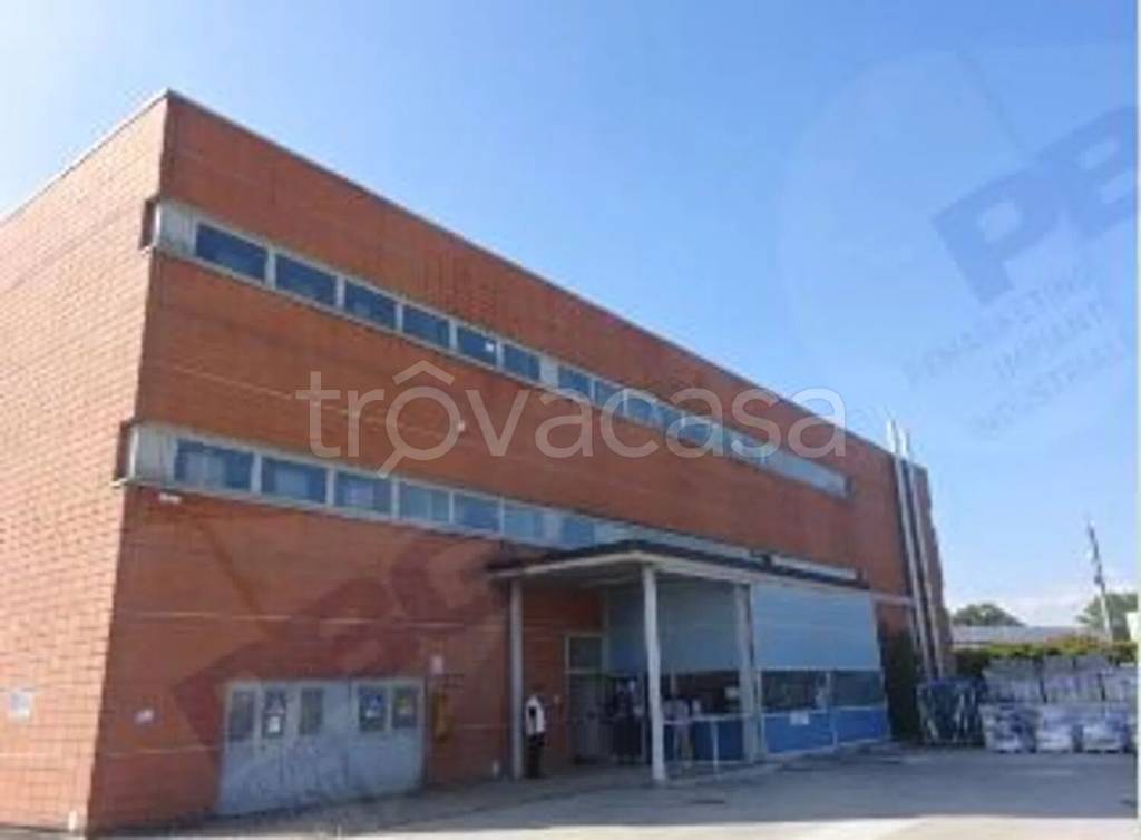 terreno edificabile in vendita a Cadeo