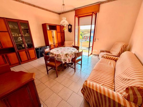 appartamento in vendita a Cadeo in zona Roveleto