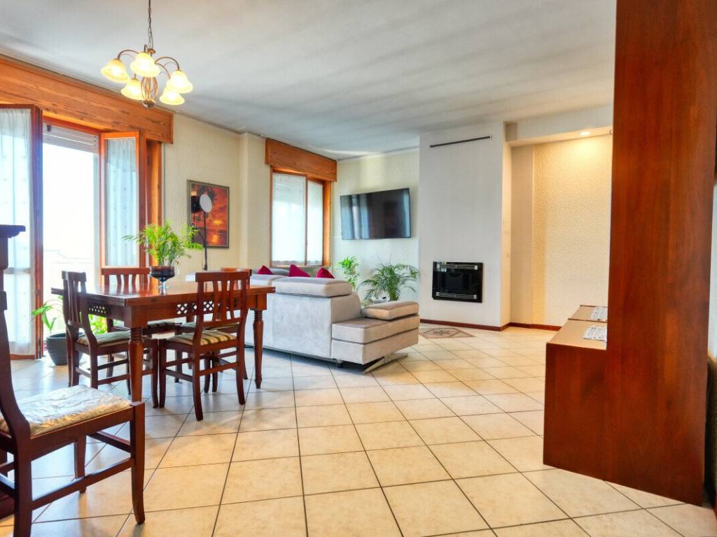 intera palazzina in vendita a Cadeo in zona Fontana Fredda