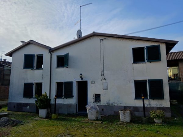 casa indipendente in vendita a Calendasco