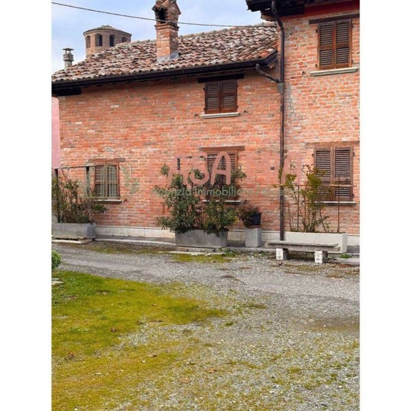 casa indipendente in vendita a Calendasco