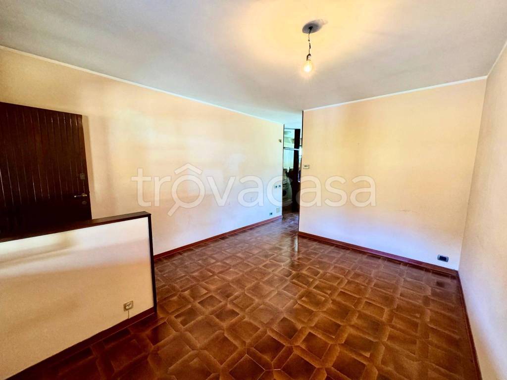 casa indipendente in vendita a Calendasco in zona Cotrebbia Nuova