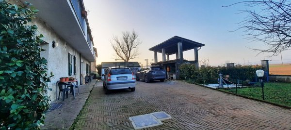 appartamento in vendita a Calendasco
