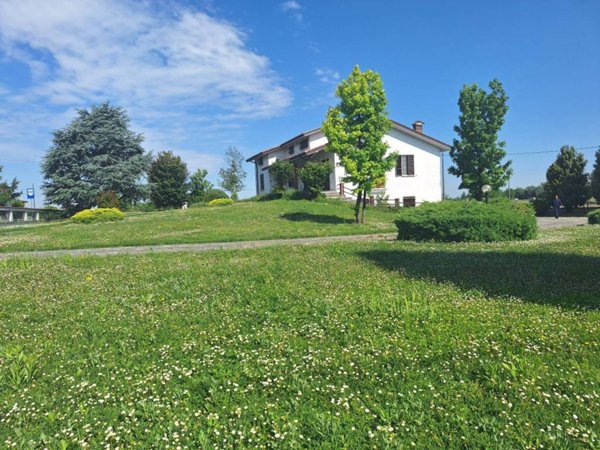 casa indipendente in vendita a Calendasco