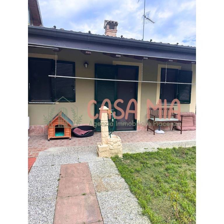 appartamento in vendita a Calendasco