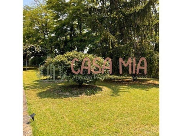 casa indipendente in vendita a Calendasco