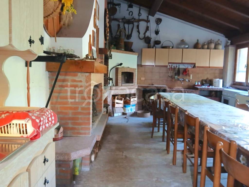 casa indipendente in vendita a Calendasco