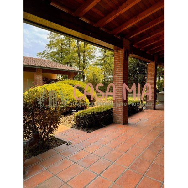 casa indipendente in vendita a Calendasco