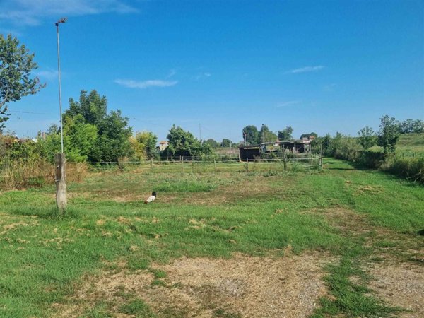 casa indipendente in vendita a Calendasco