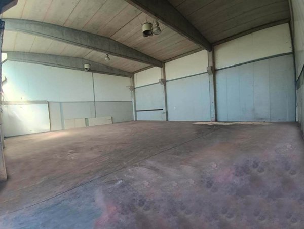 negozio in vendita a Calendasco